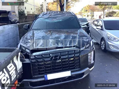 Photo 1 of 19: 2023 Hyundai Palisade, VIN KMHR281ABRU701606 — Korean insurance auction