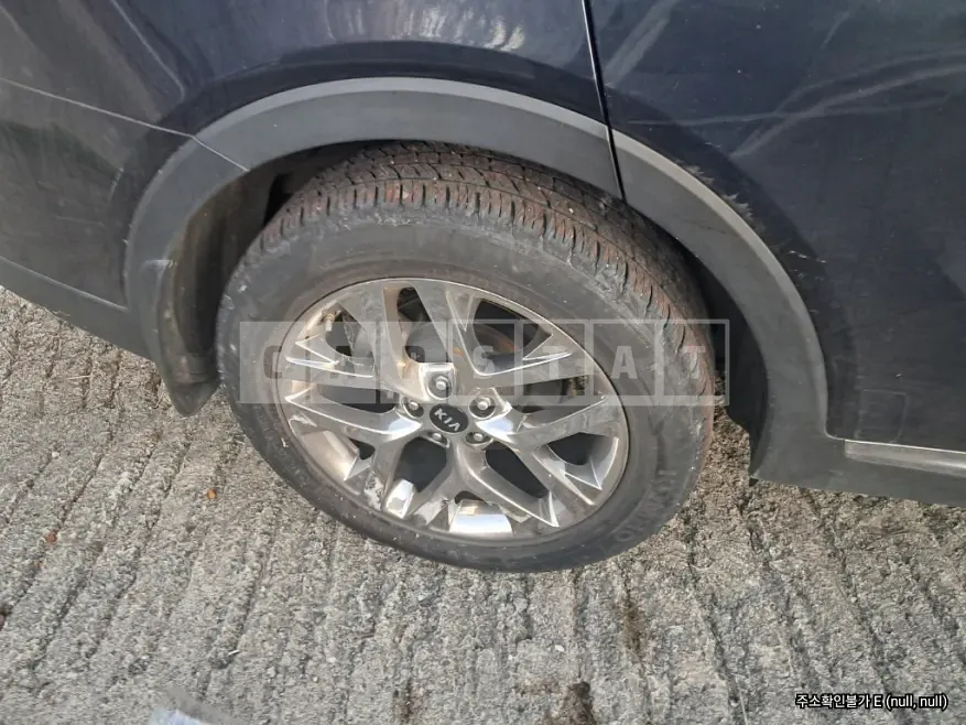 Photo 2 of 10: 2020 Kia Sorento, VIN KNAPH81ABLA648019 — Korean insurance auction