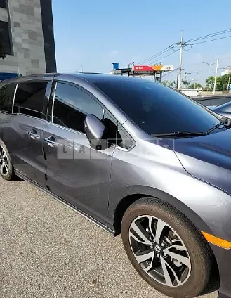 Photo 2 of 20: 2018 Honda Odyssey, VIN 5KBRL6880JB600416 — Korean insurance auction