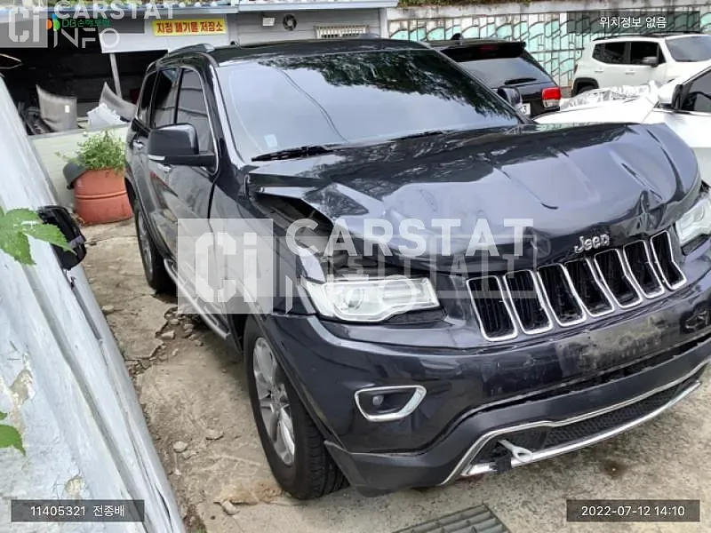 Photo 2 of 9: 2015 Jeep Straw Grand Cherokee, VIN 1C4RJFBM2FC667361 — Korean insurance auction
