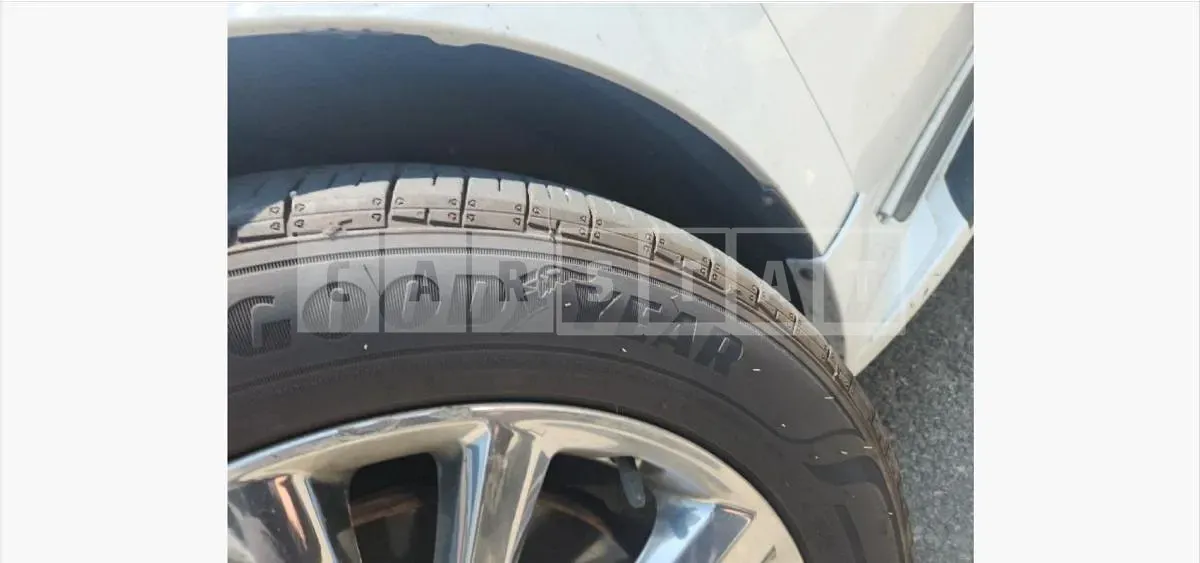 Photo 2 of 5: 2019 Kia (parts) Carnival Lights — Korean insurance auction