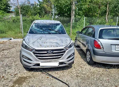 Photo 1 of 12: 2017 Hyundai Tucson, VIN KMHJ281ABHU284891 — Korean insurance auction