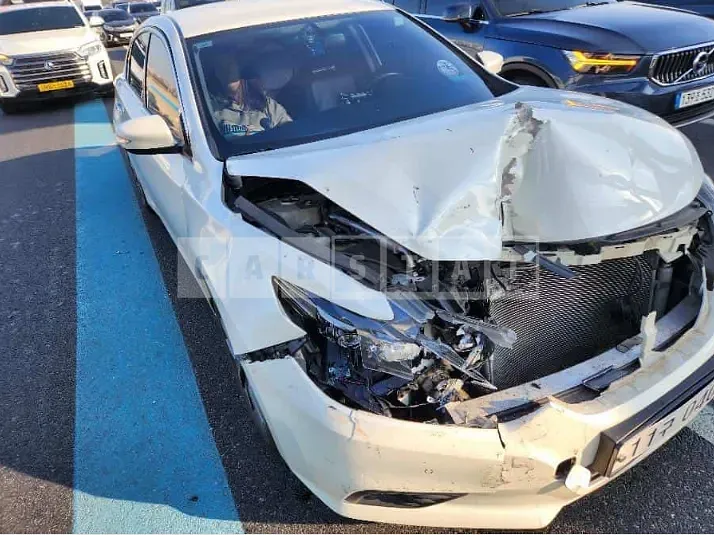 Photo 2 of 5: 2017 Nissan Altima 2.5, VIN 1N4AL3AP8HC107290 — Korean insurance auction