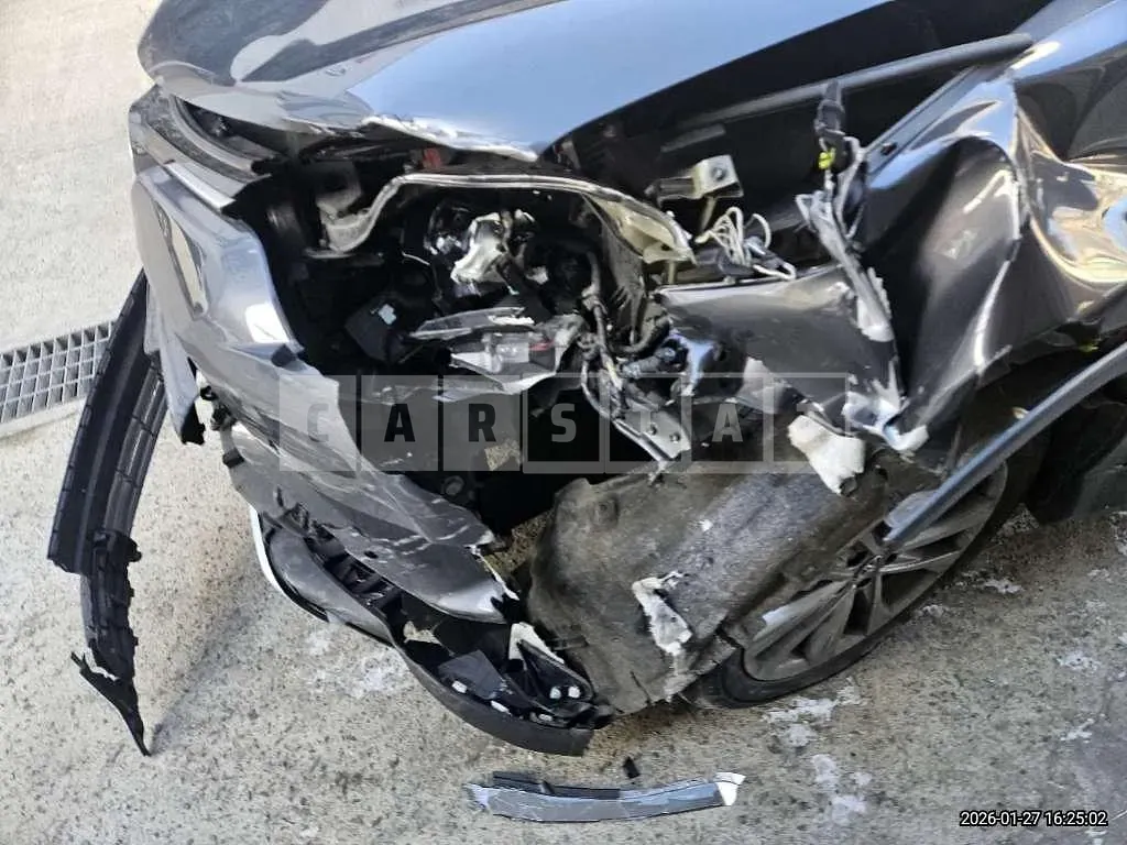 Photo 2 of 16: 2017 Toyota Love 4 — Korean insurance auction