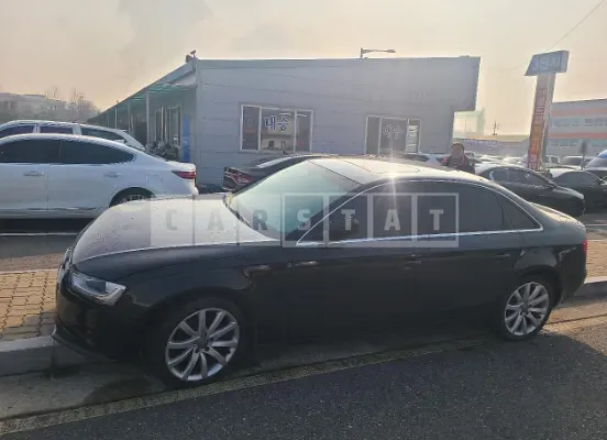 Photo 2 of 4: 2015 Audi A4 30 TDI, VIN WAUZZZ8K0FN027022 — Korean insurance auction
