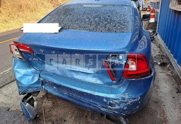 Photo 2 of 12: 2016 Volvo S60 D3, VIN YV1FS79B0G2392272 — Korean insurance auction