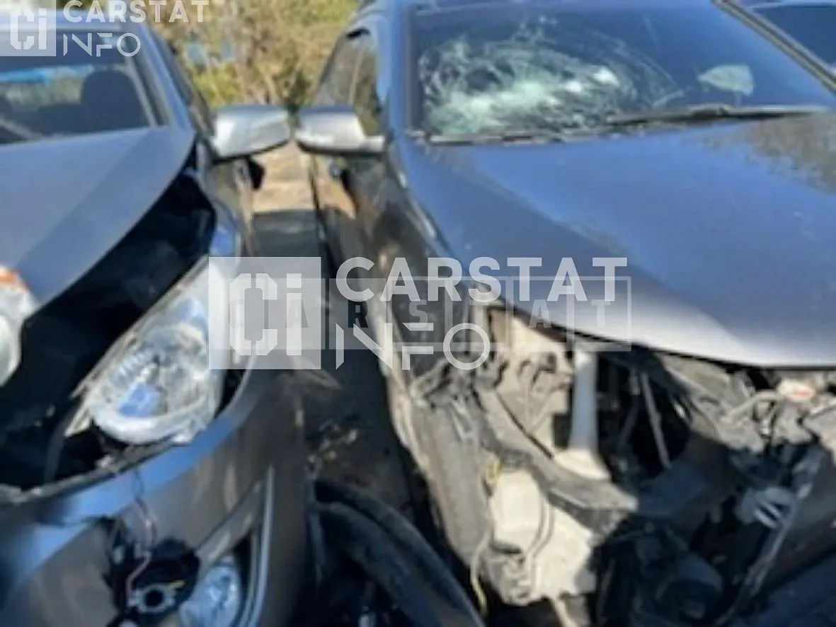 Photo 2 of 10: 2014 Kia Sorento R 2.0 — Korean insurance auction