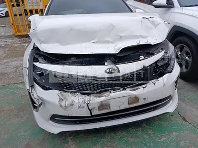 Photo 1 of 11: 2015 Kia K5 2.0（lpi） — Korean insurance auction