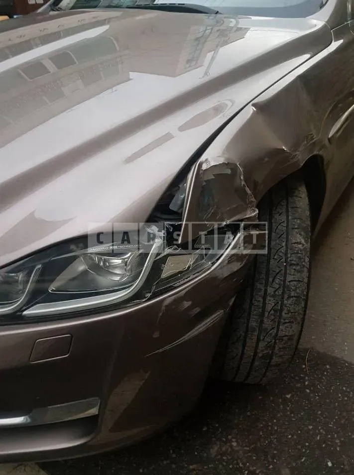 Photo 2 of 30: 2017 Jaguar XJ 3.0d — Korean insurance auction