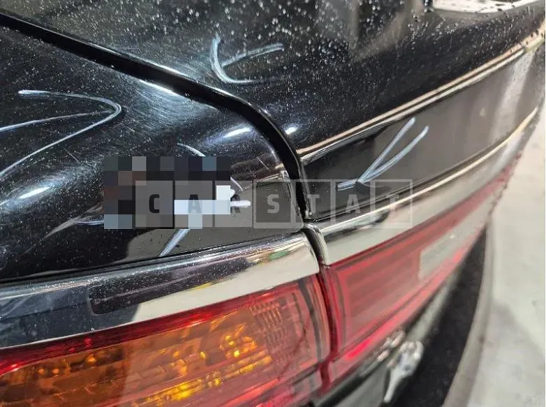 Photo 2 of 14: 2018 Kia K7 — Korean insurance auction