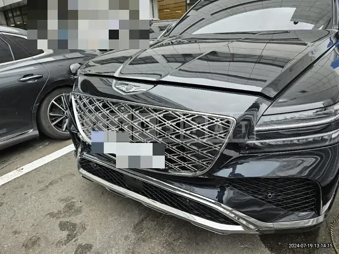 Photo 2 of 24: 2024 Genesis GV80 (4WD) — Korean insurance auction