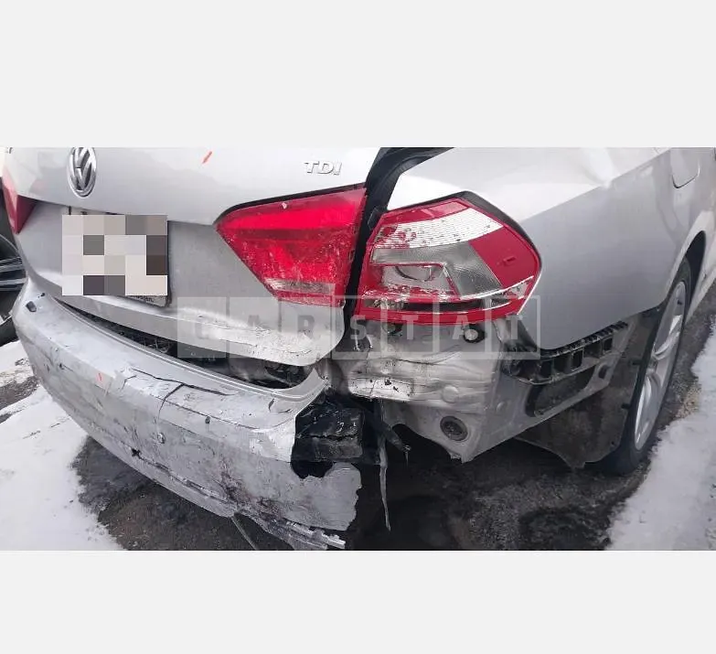 Photo 2 of 12: 2015 Volkswagen Passat 2.0 TDI — Korean insurance auction