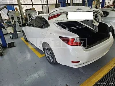 Photo 1 of 23: 2017 Lexus ES300h, VIN JTHBW1GG2H2149184 — Korean insurance auction