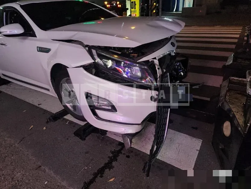 Photo 2 of 5: 2015 Kia K5 2.0 (Hybrid) — Korean insurance auction