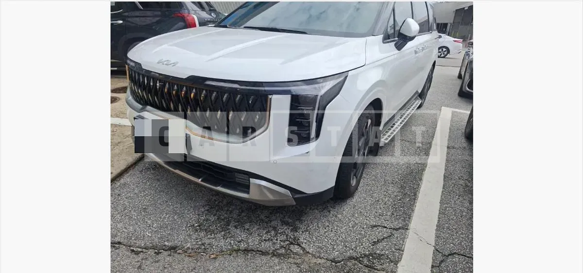 Photo 2 of 3: 2024 Kia (parts) Carnival Headlamp — Korean insurance auction
