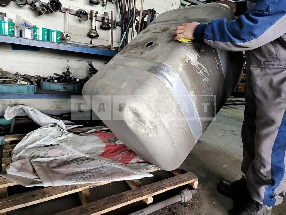 Photo 3 of 3: 2016 Mercedes-Benz (parts) Arox Fuel Tank — Korean insurance auction