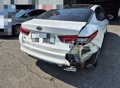 Photo 1 of 16: 2015 Kia K5 — Korean insurance auction