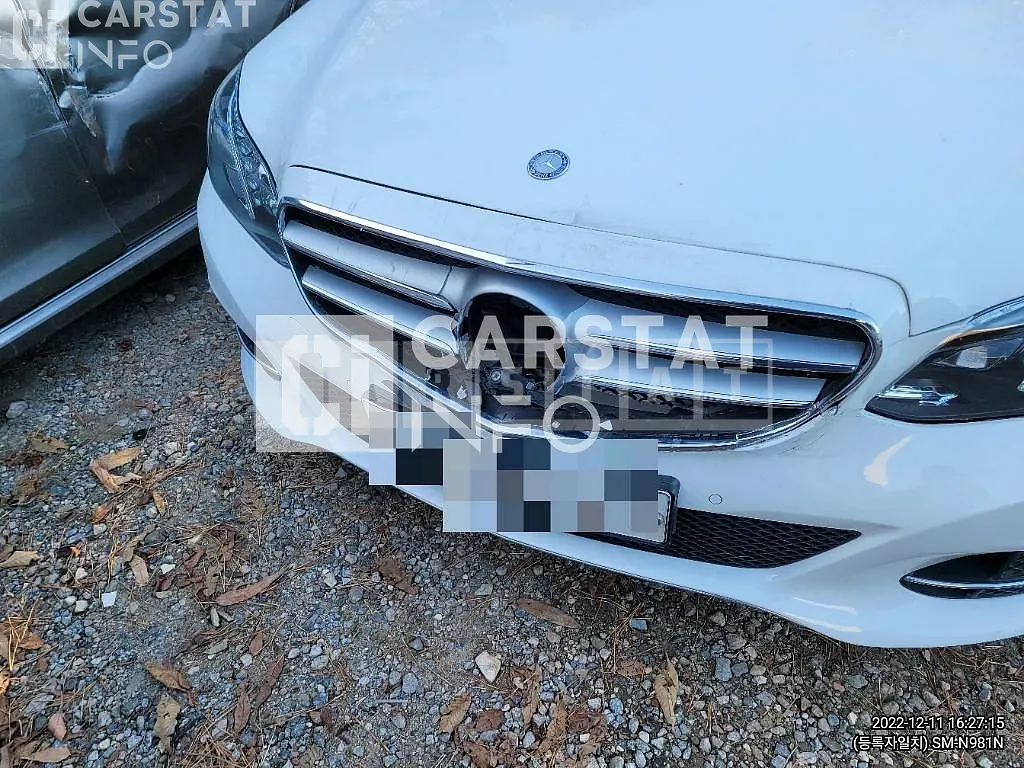 Photo 2 of 7: 2015 Mercedes-Benz E250 BlueTec 4Matic — Korean insurance auction