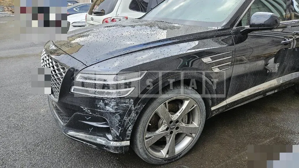 Photo 3 of 3: 2023 Genesis (parts) GV80 Light — Korean insurance auction