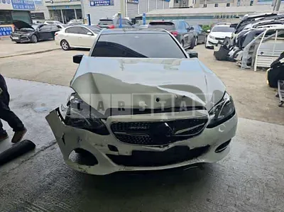 Photo 1 of 12: 2015 Mercedes-Benz E220 CDI, VIN WDDHF0CB7FB111548 — Korean insurance auction