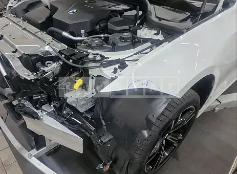 Photo 2 of 18: 2024 BMW 320i, VIN WBA61FS04RFR51395 — Korean insurance auction