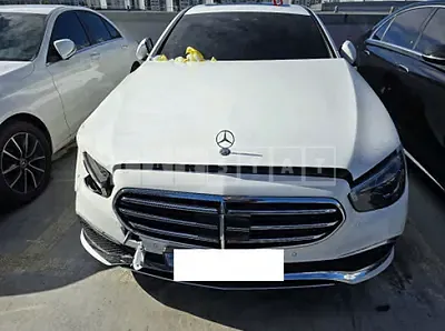 Photo 1 of 17: 2021 Mercedes-Benz E250 — Korean insurance auction
