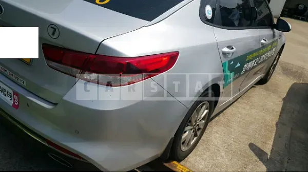 Photo 3 of 3: 2017 Kia K5, VIN KNAGU416BHA164821 — Korean insurance auction