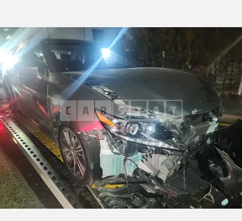Photo 2 of 22: 2018 Lexus ES300h — Korean insurance auction