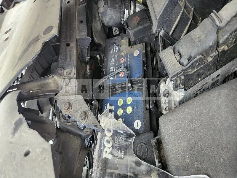 Photo 2 of 17: 2016 Kia Sorento, VIN KNAPH81BDGA217883 — Korean insurance auction
