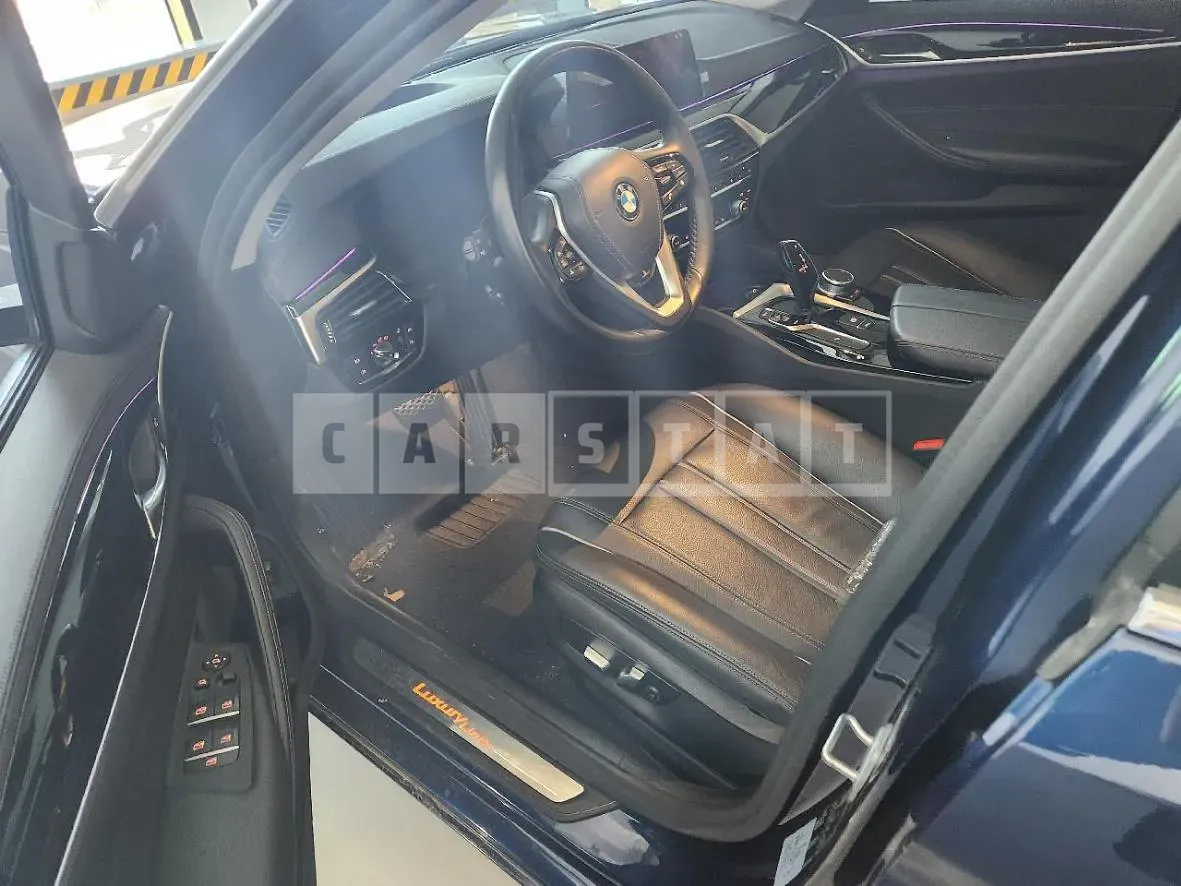 Photo 2 of 13: 2019 BMW 520i Luxury, VIN WBAJK7102KBP74714 — Korean insurance auction