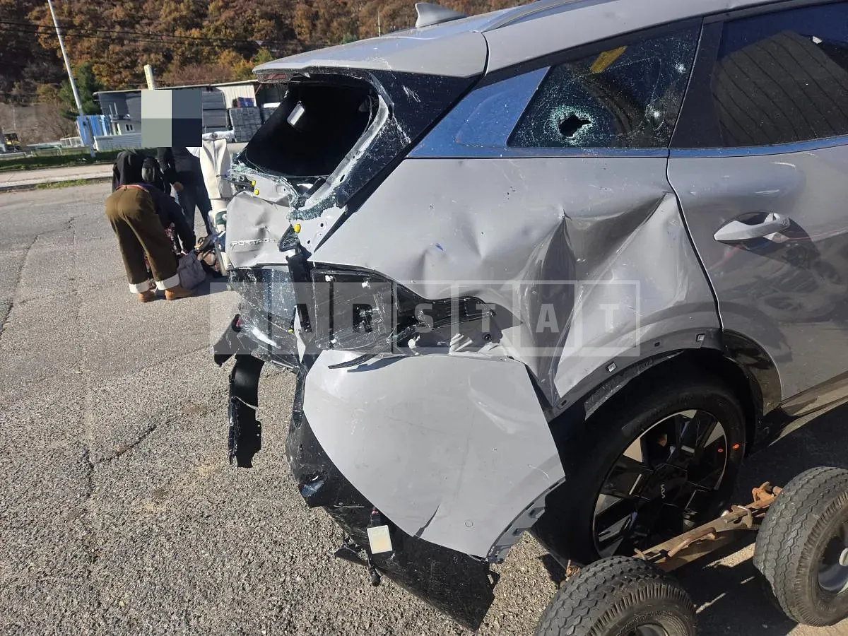 Photo 2 of 9: 2025 Kia Sportage Hybrid — Korean insurance auction