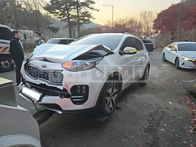 Photo 1 of 11: 2018 Kia Sportage, VIN KNAPM813BJK461999 — Korean insurance auction