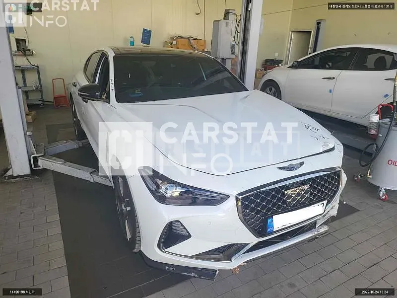 Photo 2 of 12: 2019 Genesis G70, VIN KMTG341ABKU030112 — Korean insurance auction