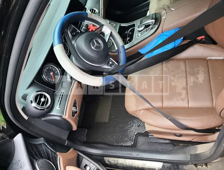 Photo 2 of 10: 2017 Mercedes-Benz E220d, VIN WDDZF0EB0HA106346 — Korean insurance auction