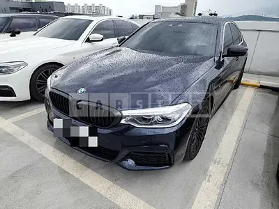 Photo 1 of 59: 2019 BMW 520d xDrive M Sport, VIN WBAJF510XKWW42477 — Korean insurance auction