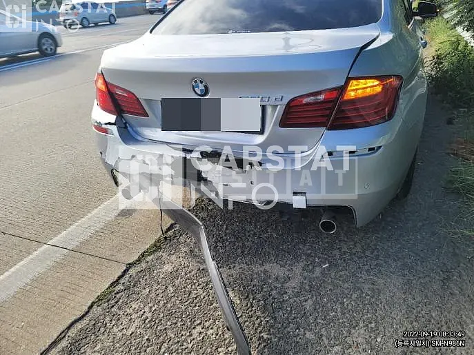 Photo 2 of 13: 2015 BMW 520d, VIN WBA5E5107FG063645 — Korean insurance auction