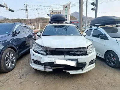 Photo 1 of 20: 2016 Volkswagen Tiguan 2.0 TDI BMT, VIN WVGZZZ5NZGW064119 — Korean insurance auction