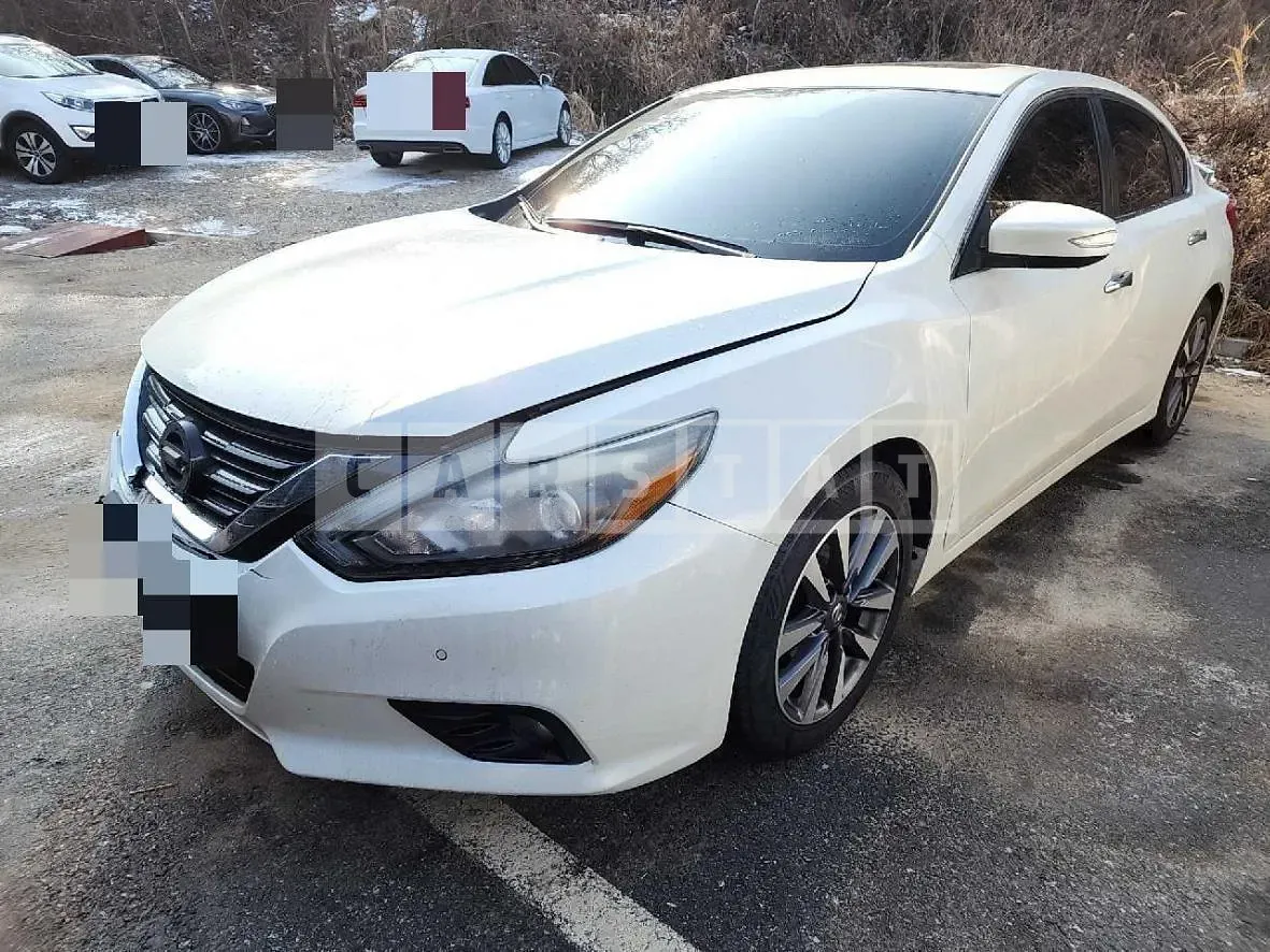 Photo 2 of 32: 2016 Nissan Altima, VIN 1N4AL3AP5HC137363 — Korean insurance auction