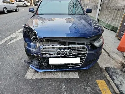 Photo 1 of 17: 2016 Audi A4 30 TDI, VIN WAUZZZ8K4GA012080 — Korean insurance auction
