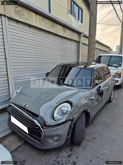 2016 MINI MINI COOPER D FIVE-DOOR