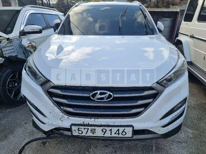 Photo 2 of 17: 2016 Hyundai Tucson, VIN KMHJ381ABGU051134 — Korean insurance auction
