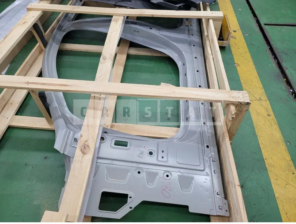 Photo 2 of 4: 2022 Genesis Auto Parts /G80 EV — Korean insurance auction