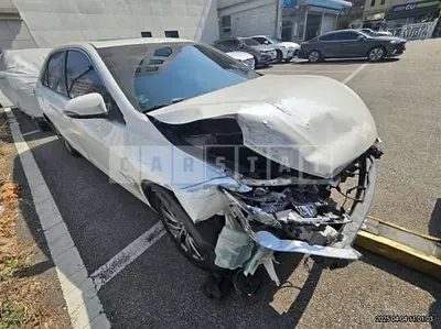 Photo 1 of 21: 2015 Toyota Camry — Korean insurance auction