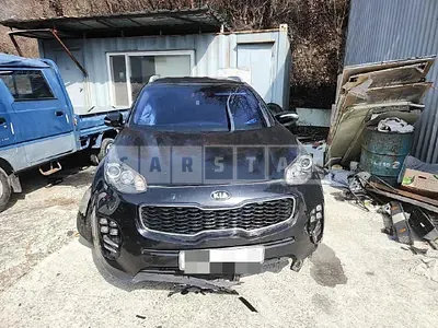 Photo 1 of 37: 2017 Kia Sportage 1.7, VIN KNAP6815GHK296175 — Korean insurance auction