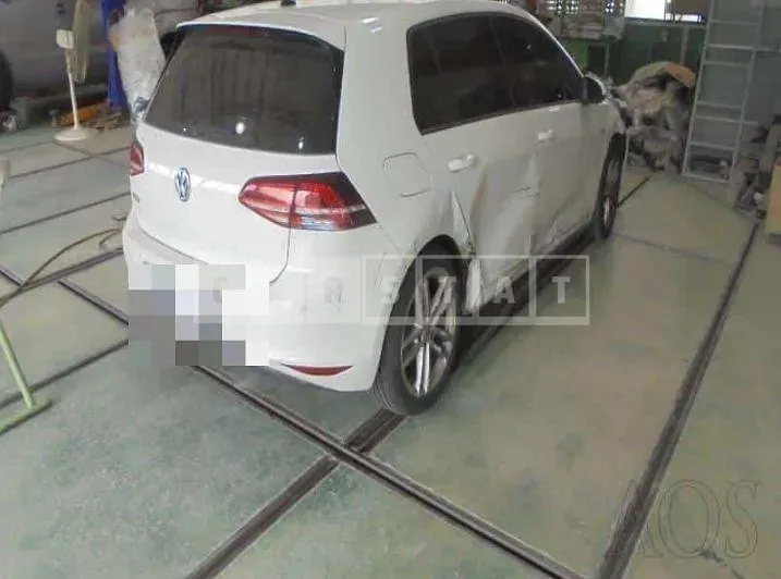 Photo 2 of 13: 2015 Volkswagen Golf GTD BMT, VIN WVWZZZAUZFW213459 — Korean insurance auction
