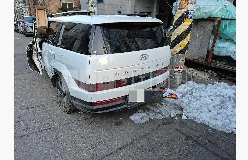 Photo 2 of 57: 2024 Hyundai Santa Fe MX5 Hybrid, VIN KMHP3811BRU050972 — Korean insurance auction