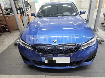 Photo 1 of 12: 2022 BMW 320i, VIN WBA5X5102NFM32295 — Korean insurance auction