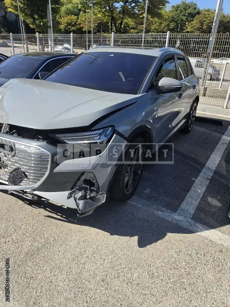 Photo 2 of 18: 2023 Audi Q4 40 e-tron — Korean insurance auction