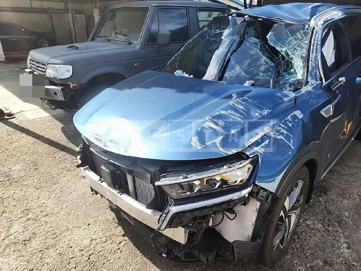 Photo 2 of 15: 2020 Kia Sorento Hybrid, VIN KNARK81GBMA021221 — Korean insurance auction