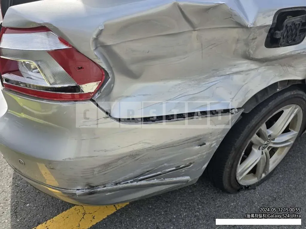 Photo 2 of 13: 2015 Volkswagen Passat 2.0 TDI — Korean insurance auction